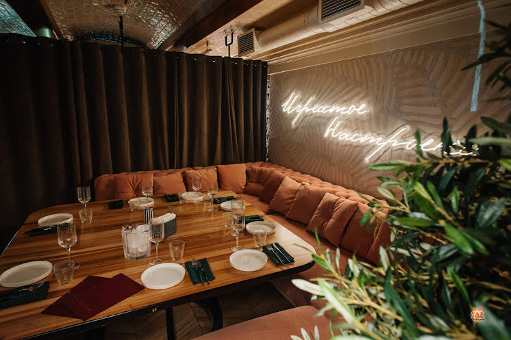 Зал на 2 этаже  в «Mixtura bar» фотография №18