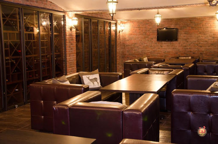 Винный погреб в «Васильевский» фотография №2