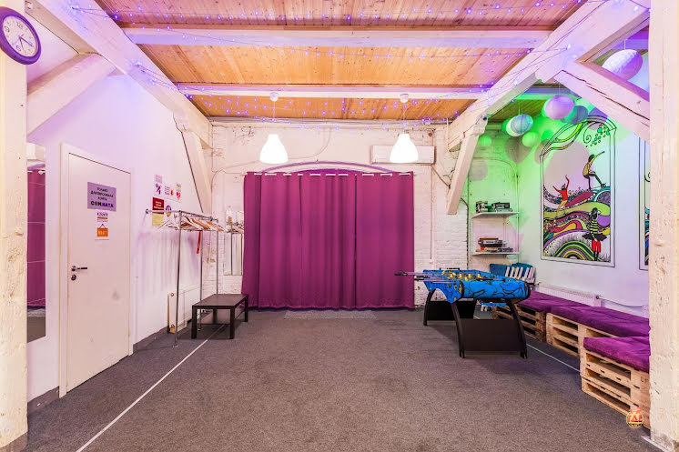 Основной зал в «COM.NATA на Лиговском» фотография №8