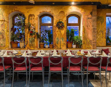 Новый год в Пикассо