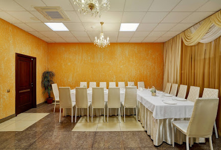 Малый зал в Малый зал