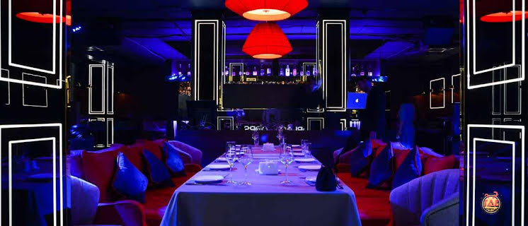 Основной зал в «BlackDoors» фотография №9