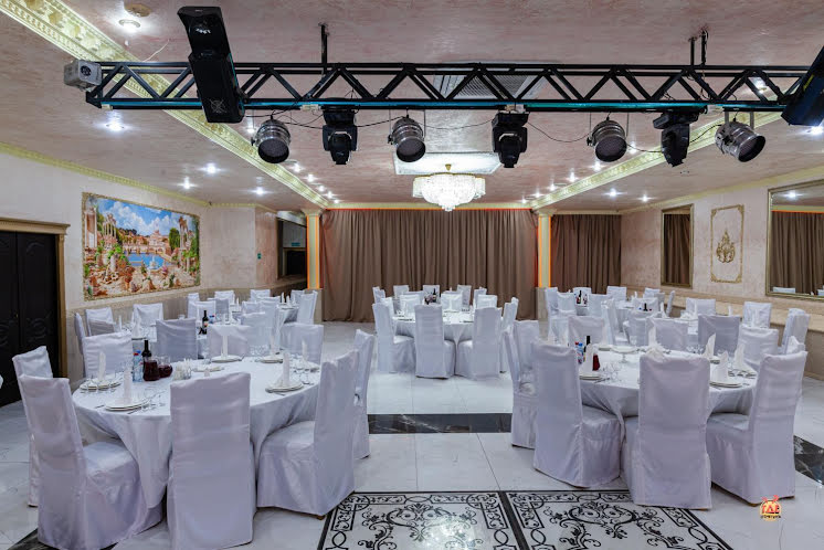 Зал «Версаль» в «Авиньон» фотография №15