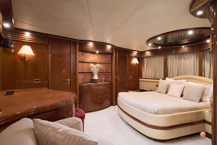 Доминатор  в «YES BOAT» фотография №14