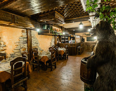  ресторан Медведь