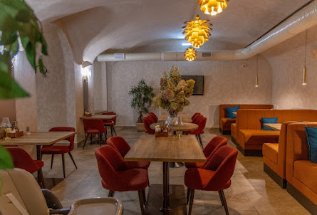 Зал «Цоколь» в Летняя веранда 