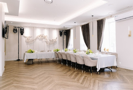 Основной зал в Основной зал