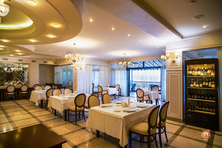 Основной зал в «Александр» фотография №6