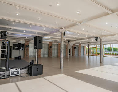  ресторан La Riva Hall