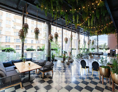  ресторан Madison Event Hall  & Mady