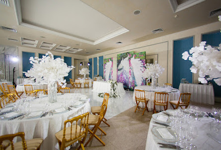 Основной зал  в Президентский зал 