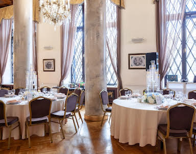  ресторан Hilton Moscow Leningradskaya