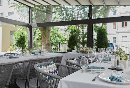 Веранда  в Зал ресторана 