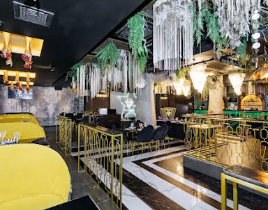  ресторан The Jungle Restaurant Theatre