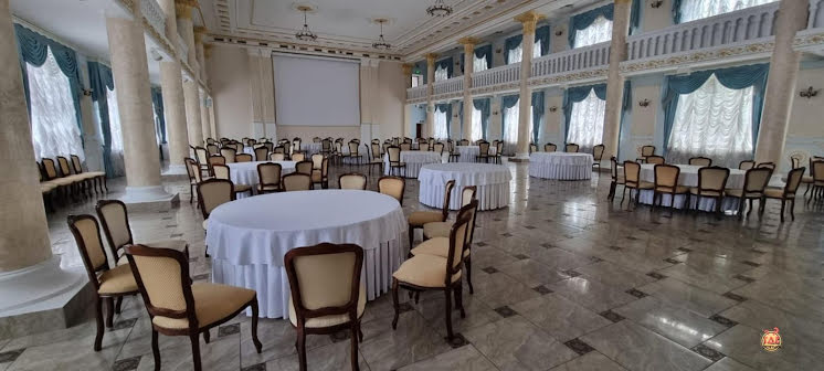 Колонный зал  в «Комбинат Питания на Пушкина» фотография №2