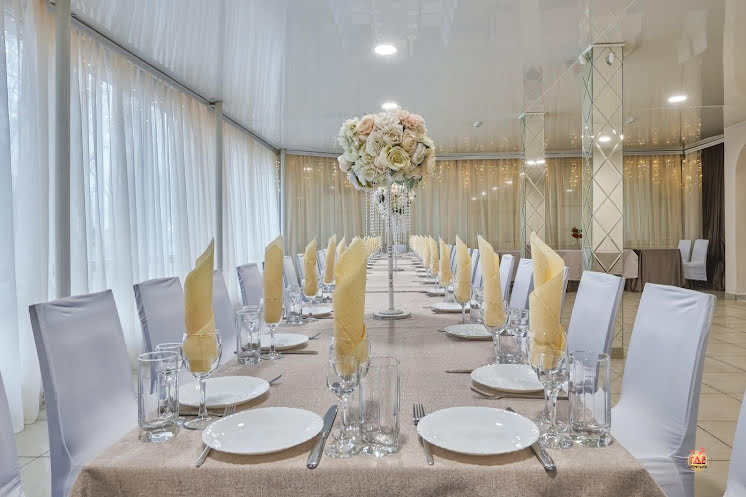 Нижний зал  в «Белая стрекоза» фотография №15