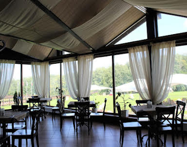  ресторан Капитан Клуб