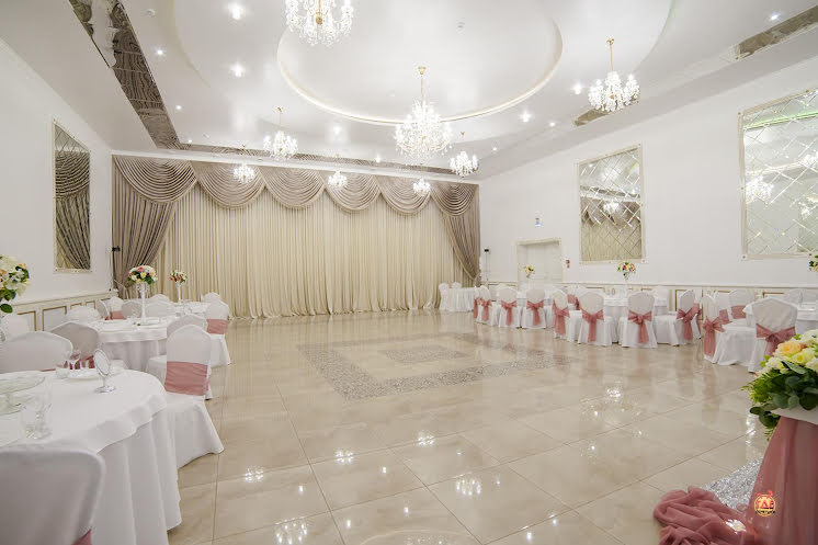 Зеркальный зал в «Версаль» фотография №6