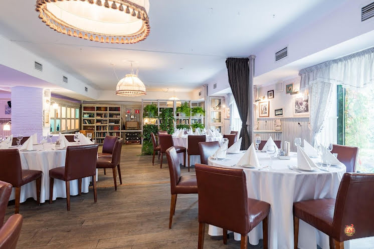 Зал "Большой" в «Stroganoff Bar & Grill» фотография №5