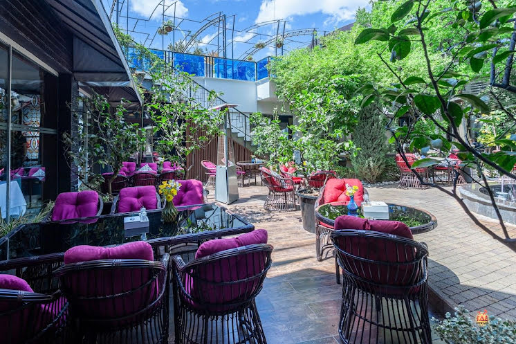 Летний дворик в «Stephania» фотография №7