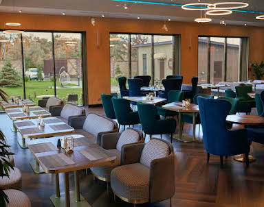  ресторан Своя Среда