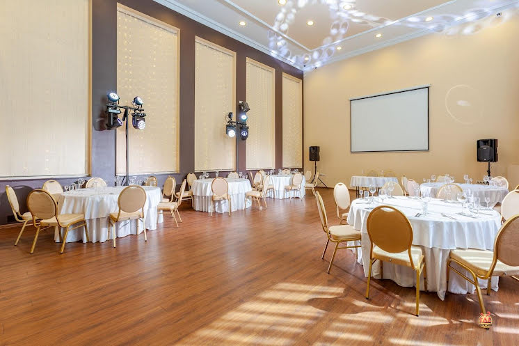 Зал «Дворянский» в «Бристоль-Жигули» фотография №9