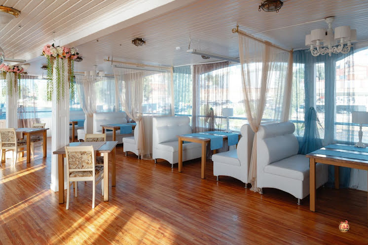 Зал «Белый» в «Белуга на Волге» фотография №16