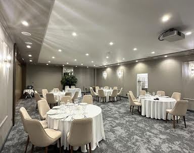  ресторан Атриум Палас Отель