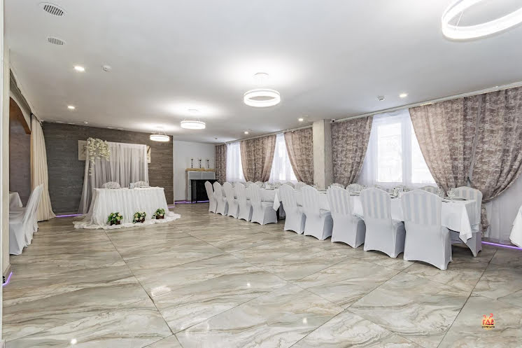 Основной зал в «Шоколад» фотография №3