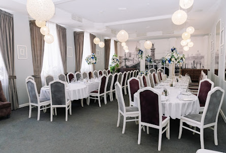 Основной зал в Основной зал