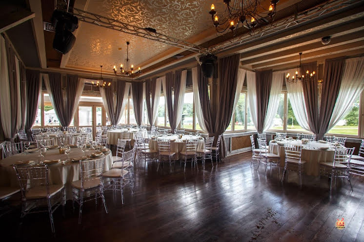 Панорамный зал в «Поместье-Парк» фотография №8