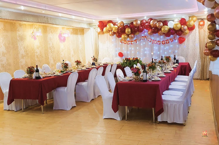 Банкетный зал в «Место встречи» фотография №4