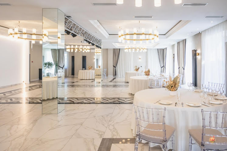 Банкетный зал в «Баден-Баден термы Еткуль» фотография №15