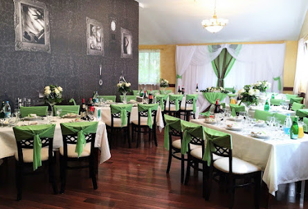 Зал на 35 человек в Зал на 30 человек 