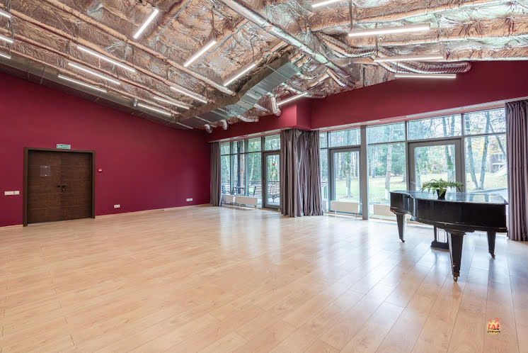 Зал Сцена в «Актер-Руза» фотография №4