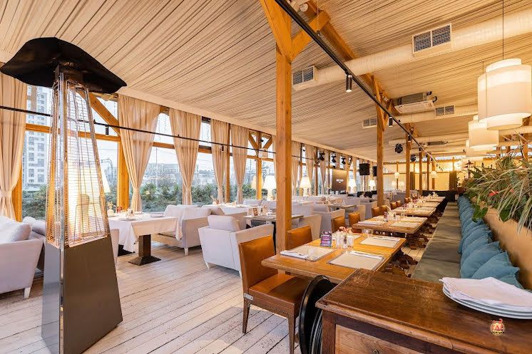 Основной зал в «Веранда» фотография №15