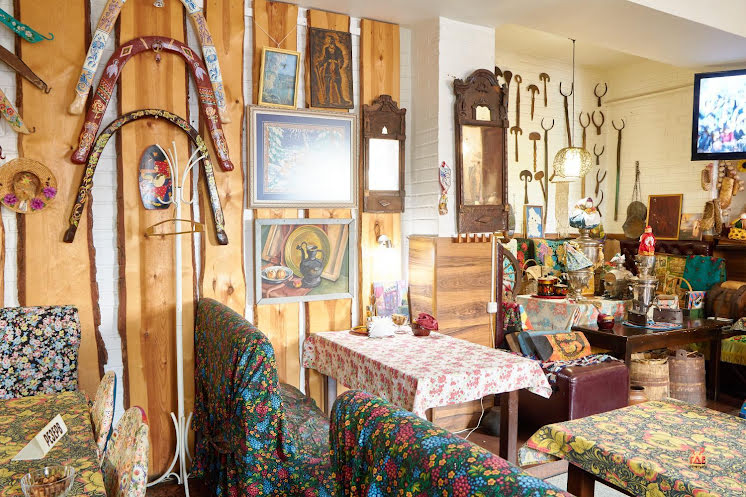 Основной зал  в «Матушка» фотография №11