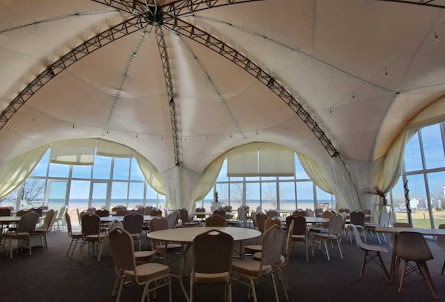 Шатер в Шатер