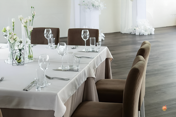 Зал «Панорама-сад» в «Panorama Steak House» фотография №13