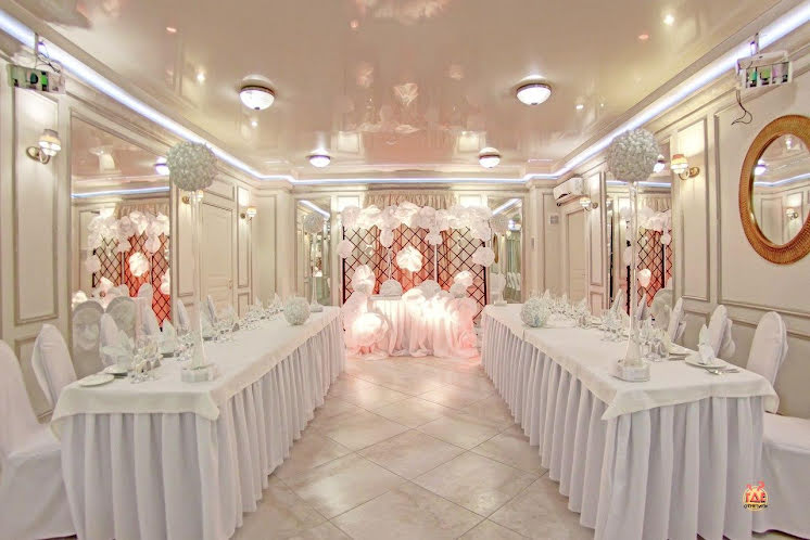 Зал «Зеркальный»  в «Праздник» фотография №6