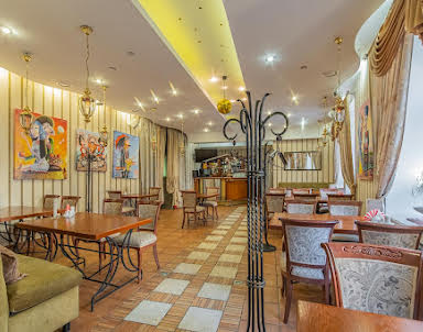  ресторан Пхали