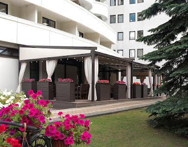  ресторан Edge Seligerskaya-Moscow