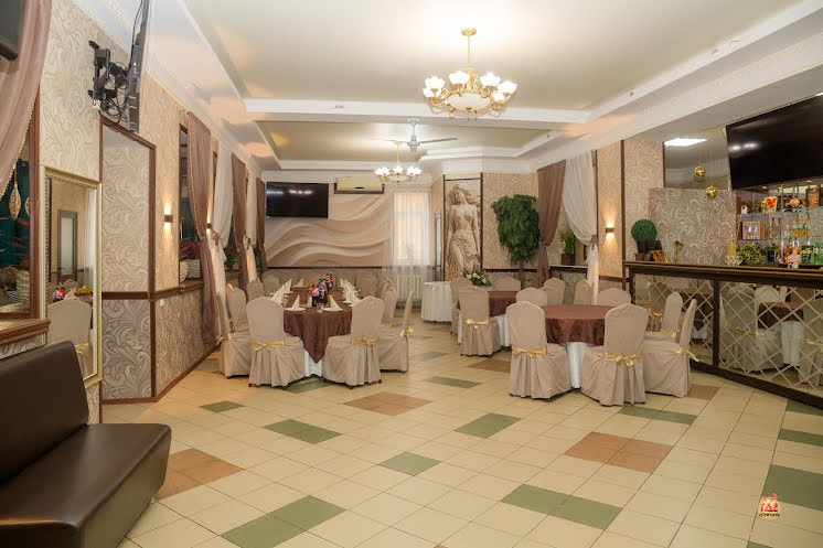 Большой банкетный зал в «Наши Люди» фотография №13