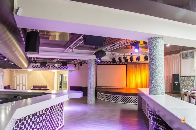 Большой зал  в «Форсаж» фотография №12