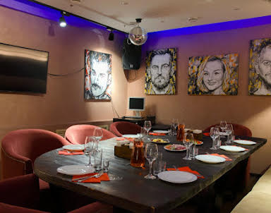  ресторан Караоке-клуб Shizgara на Автозаводе