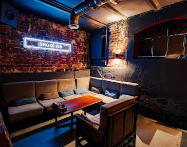  ресторан SMOKE INN на Рентгена