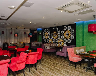  ресторан Миндаль