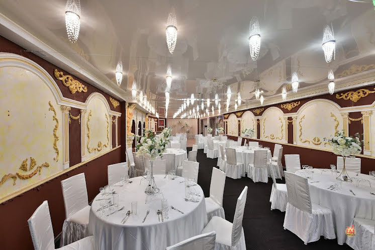 Малый зал  в «Афина» фотография №1