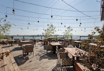 Летняя площадка в VIP зал