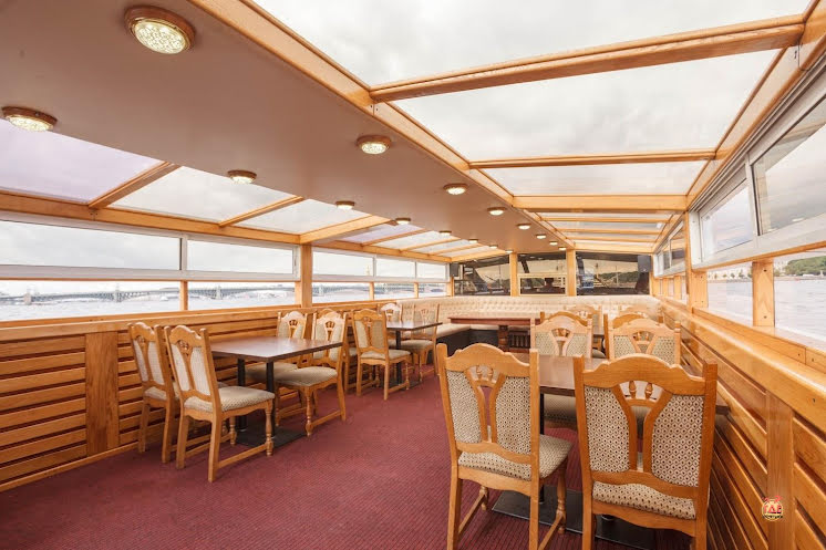 Палуба  в «Теплоход "Галактика"» фотография №2